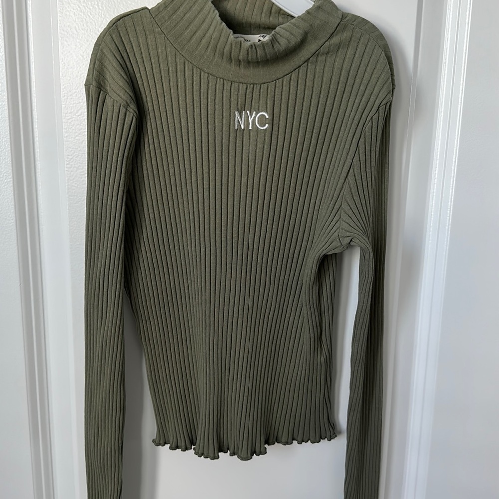 H&M long sleeve top